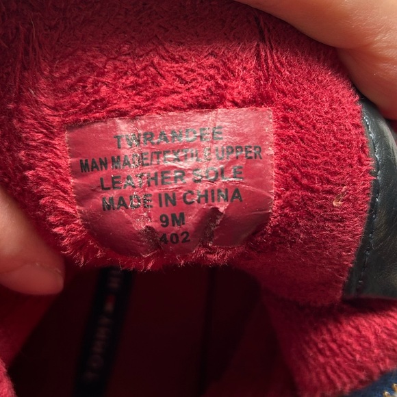 Tommy Hilfiger Blue Plaid Duck Boots – Women’s Size 9, Waterproof Winter Boots - Picture 8 of 8